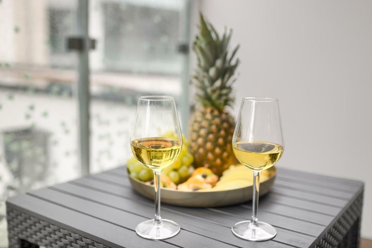 Apartament Lux Tukan A315 Nadmorskie Tarasy - Holiday City Kołobrzeg Esterno foto